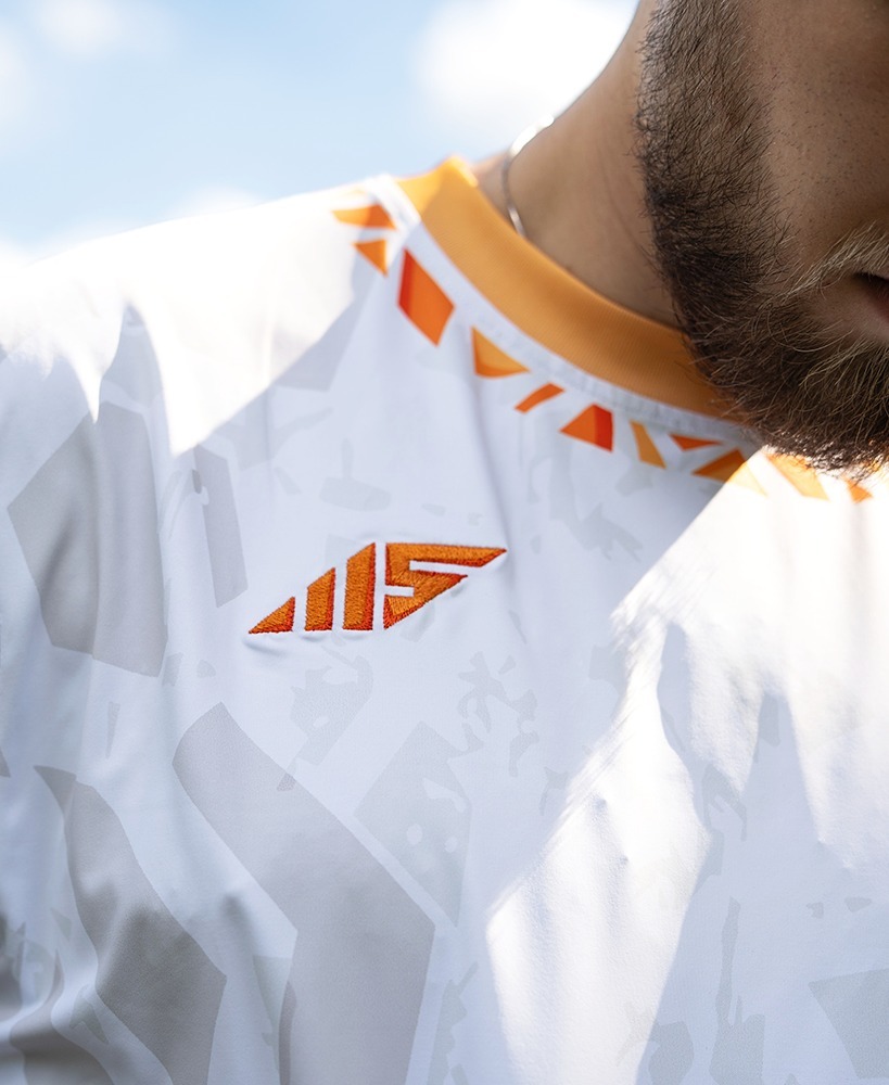 Dres MICHSAKO X KOUTINHO